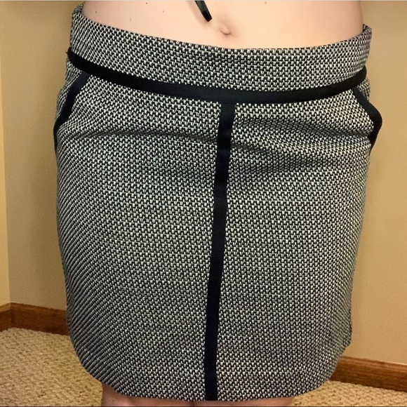 Loft skirt - Picture 2 of 3